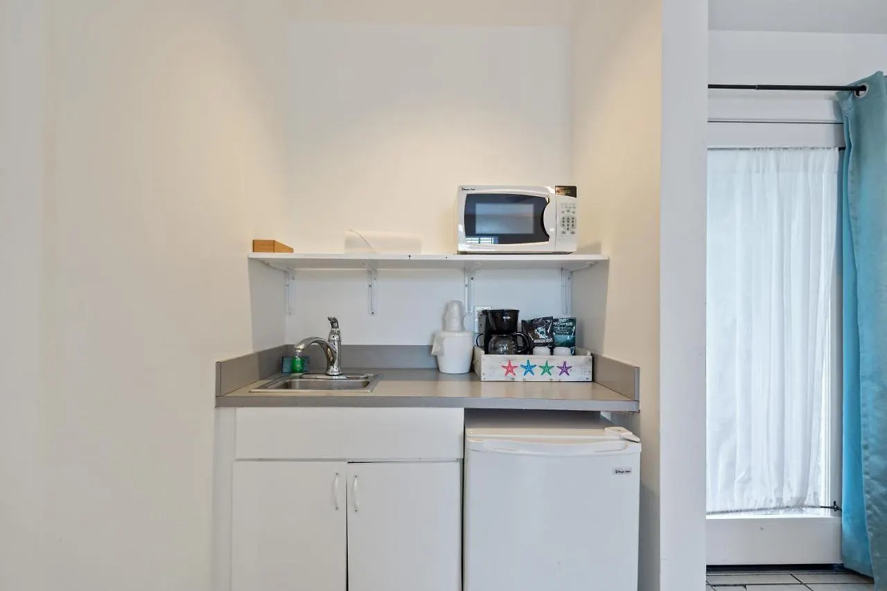 Kro Wicker Guesthouse Key West