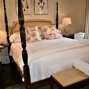 Simonton Court Historic & **** קי וסט